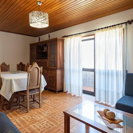 Casa Golfinho Apartamento *